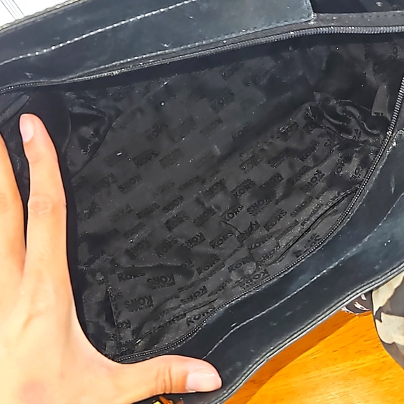 Black Michael Kors Bag - Picture 6 of 10